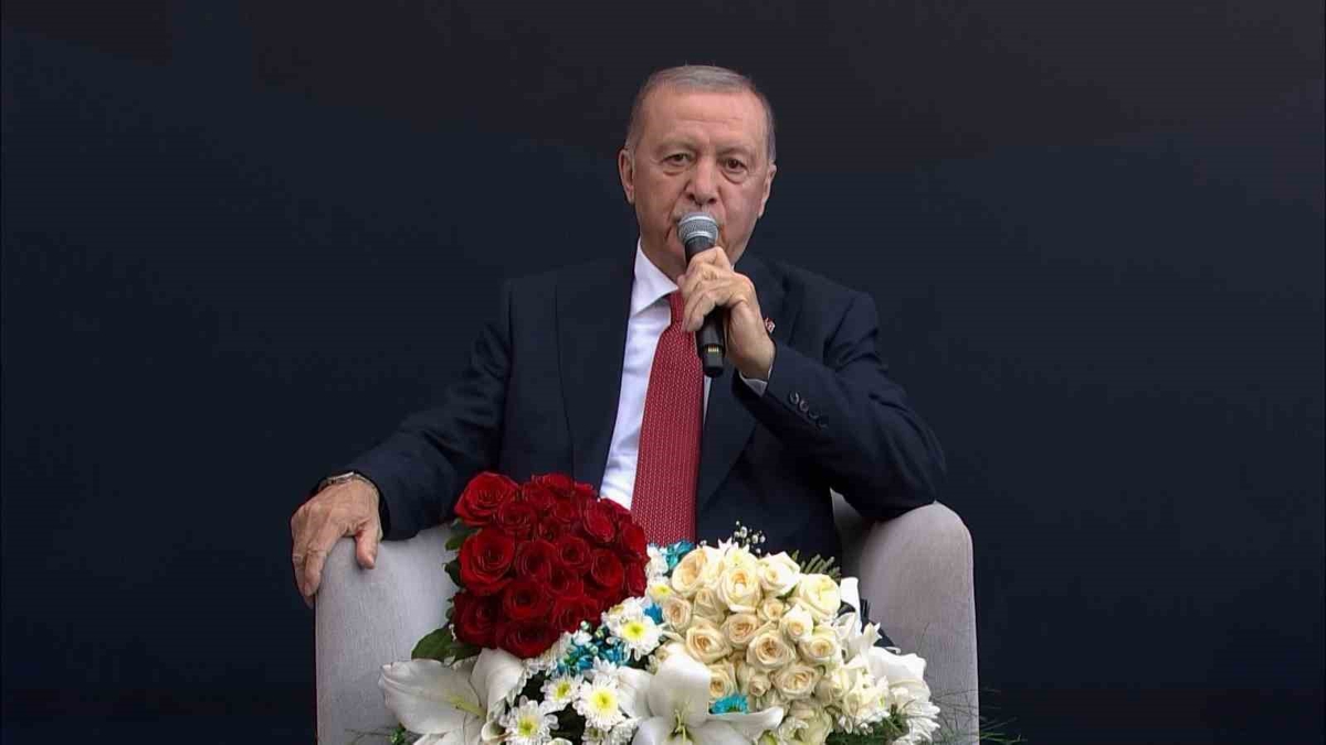 Samsun’da gençlerle buluşan Cumhurbaşkanı Erdoğan’dan 'Terörsüz Türkiye' ve 'Mekke Antlaşması' mesajı